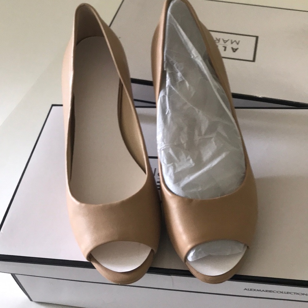 COPY - Cute shoes Alex Marie